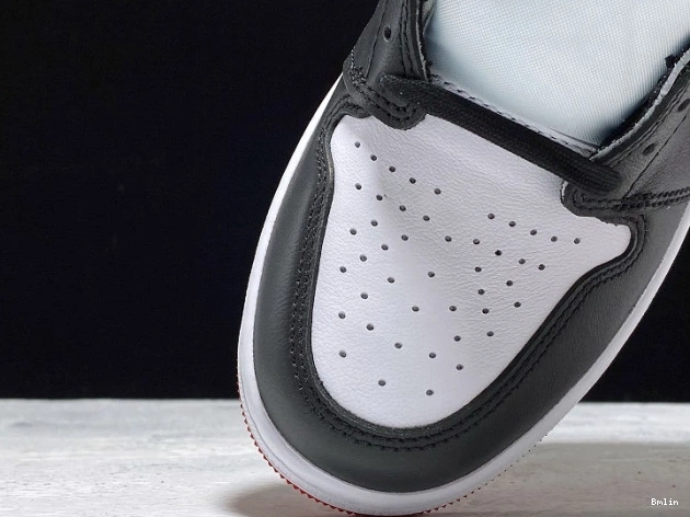 Bmlin Retro Satin Air Jordan High 1 CD0461-016 Black Toe 0812